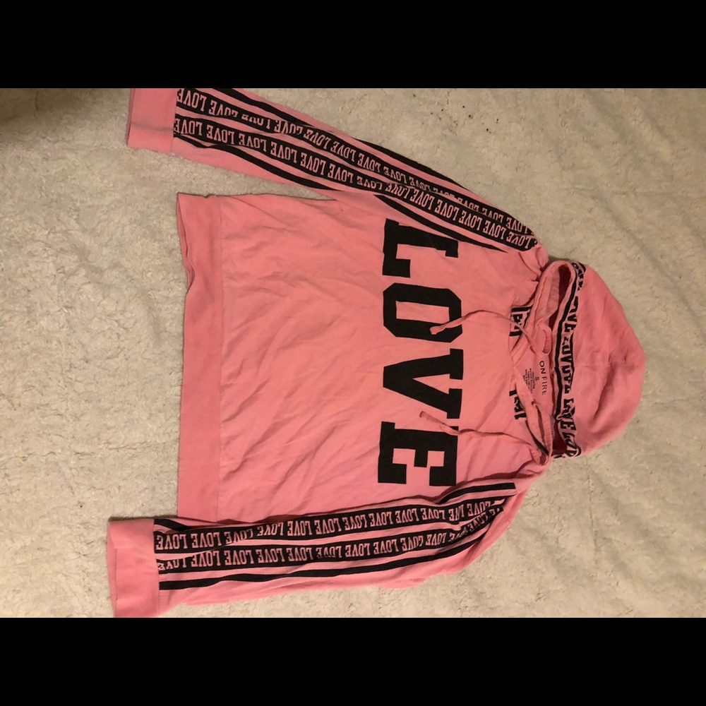 pink sweater 💕